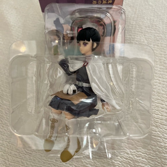 Kanao figure- Demon Slayer New in box. Approx 6”x3.5” - Picture 2 of 2